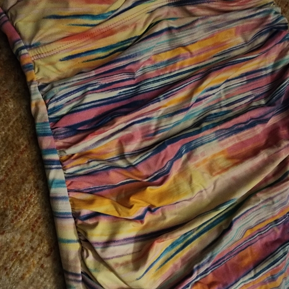 Lauren Ralph Lauren One Piece Swimsuit - Picture 4 of 11